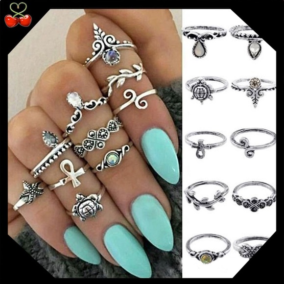 Mary's Cherries Boutique Jewelry - 🍒 Silver Gold Boho Rings 💍 10 Piece 🍃👑🐢